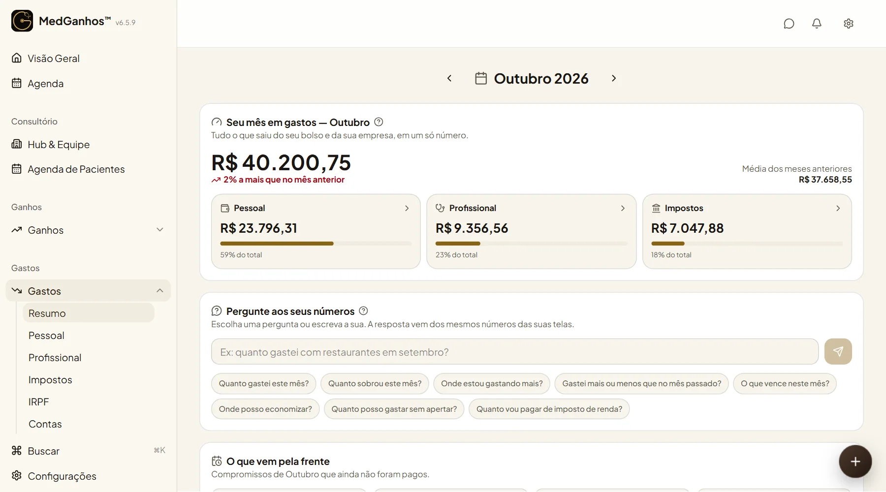 Tela de Gastos com o resumo do mês, perguntas em linguagem simples e compromissos a vencer